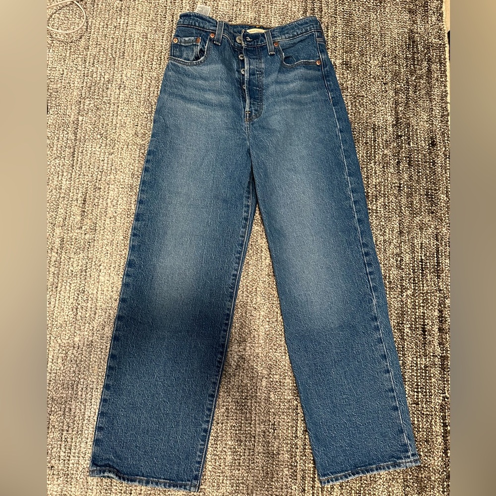 Levi’s Ribcage Straight Ankle Jeans (Size 25Wx27L)